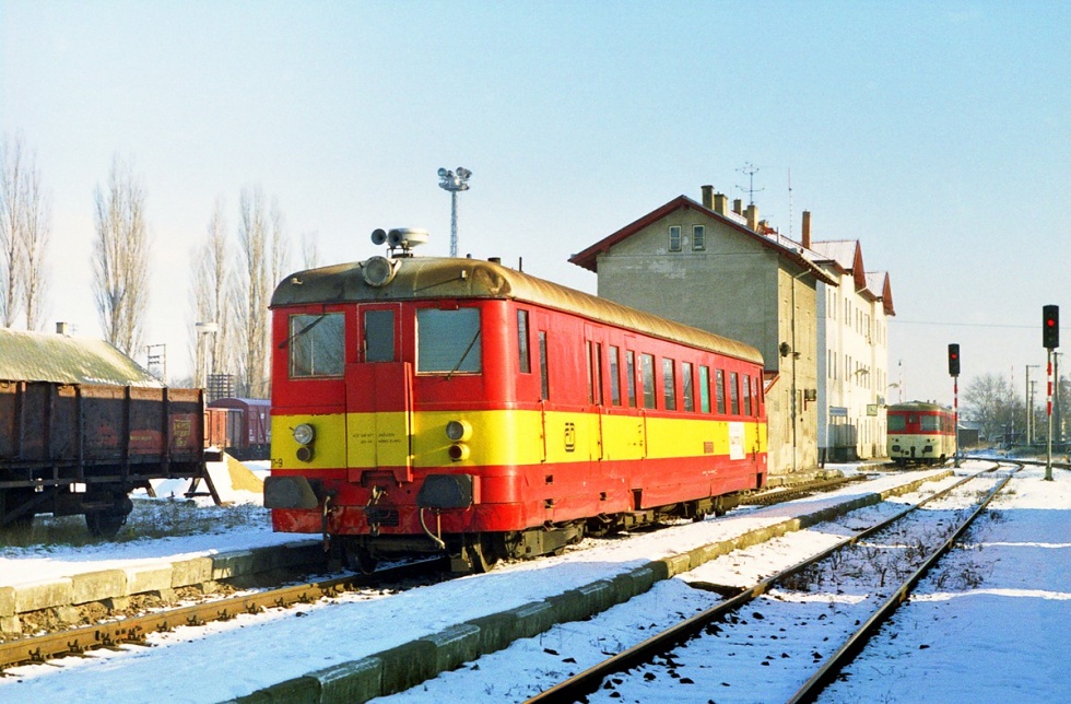 830 107-9
