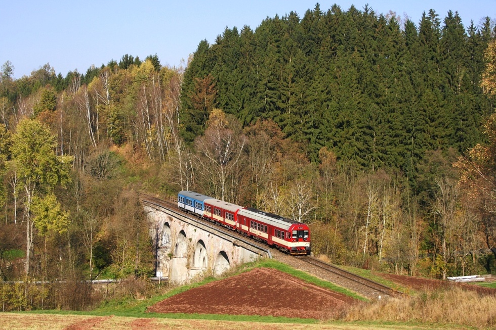 843 011-8