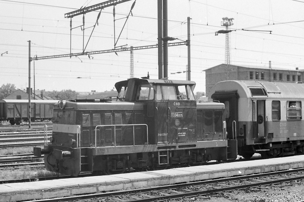 710 035-7