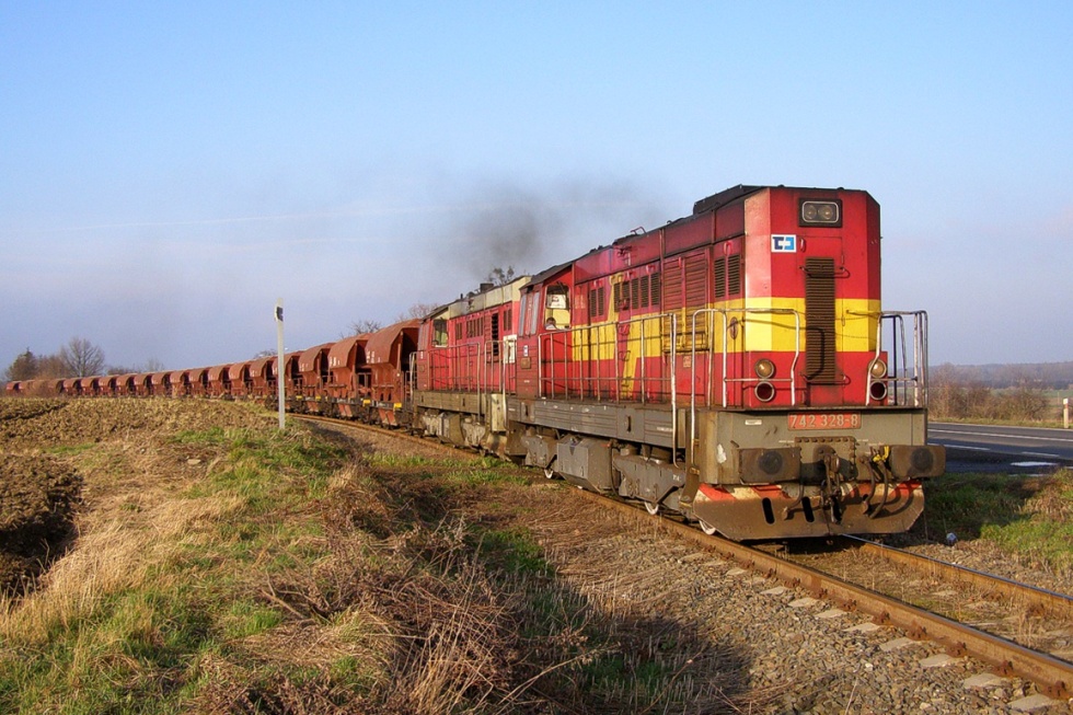 742 328-8