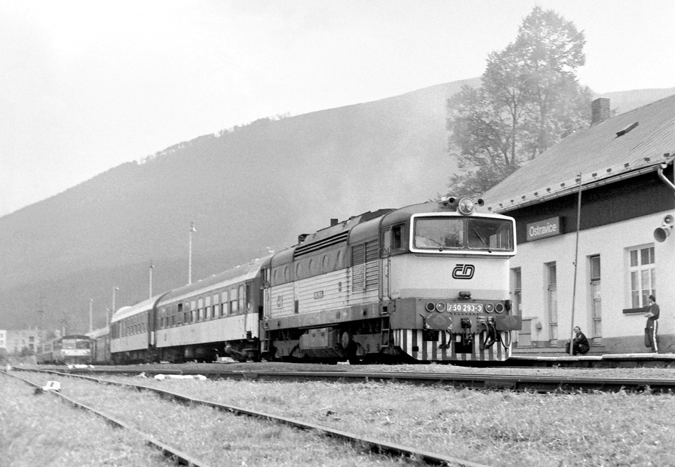 750 293-3
