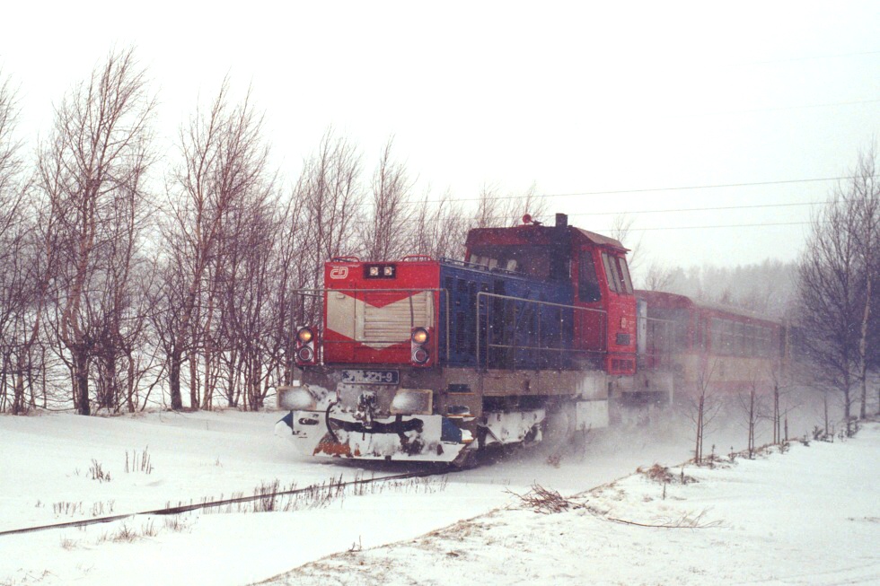 714 221-9
