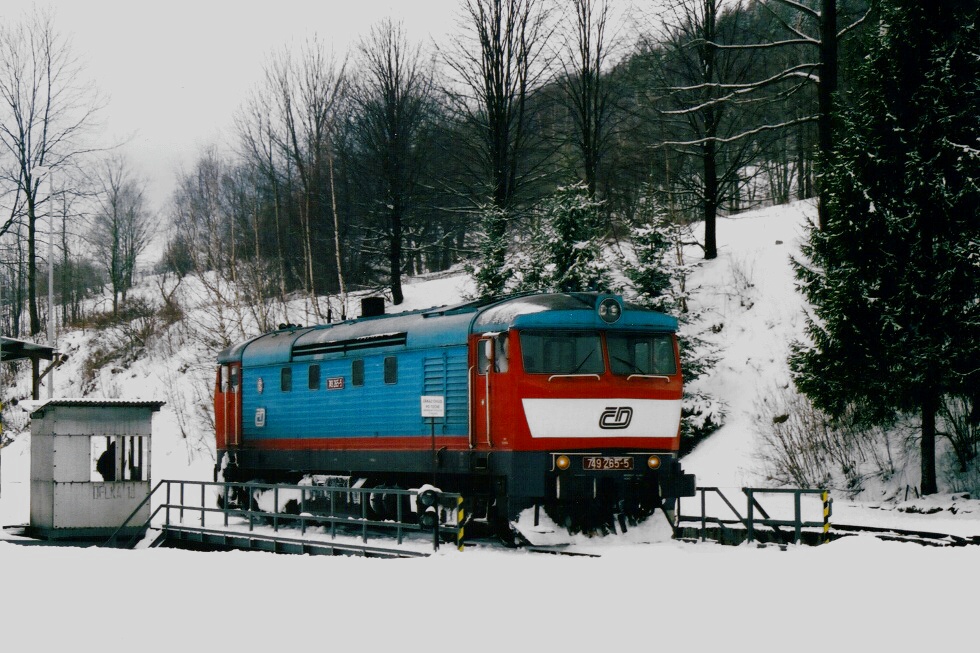 749 265-5