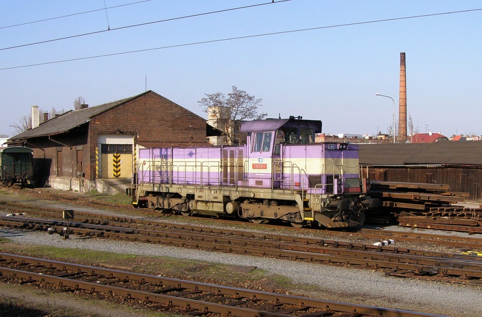 731 031-1