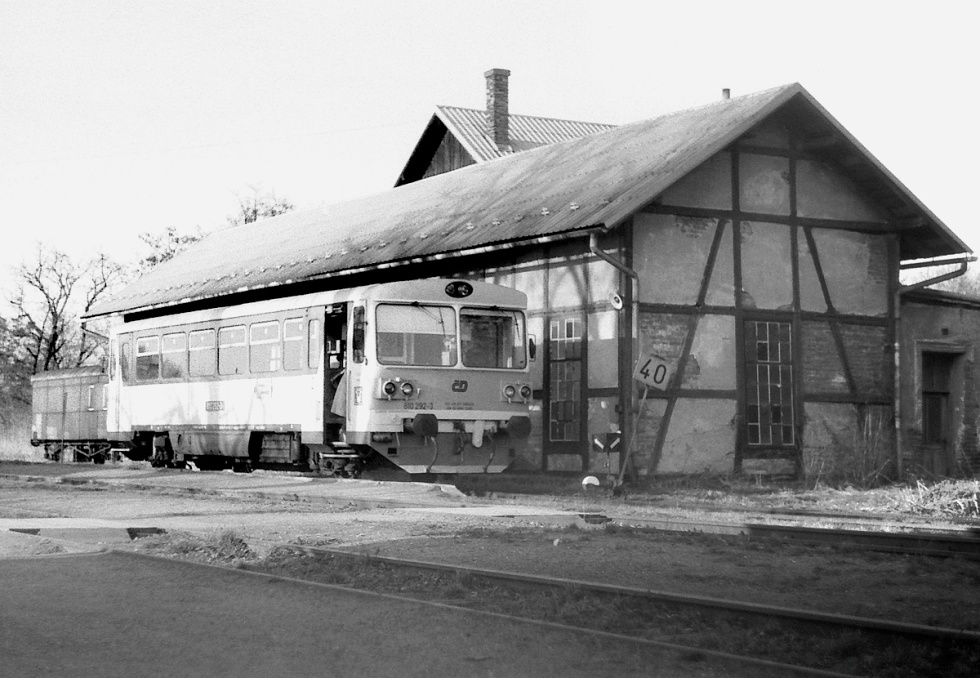 810 292-3