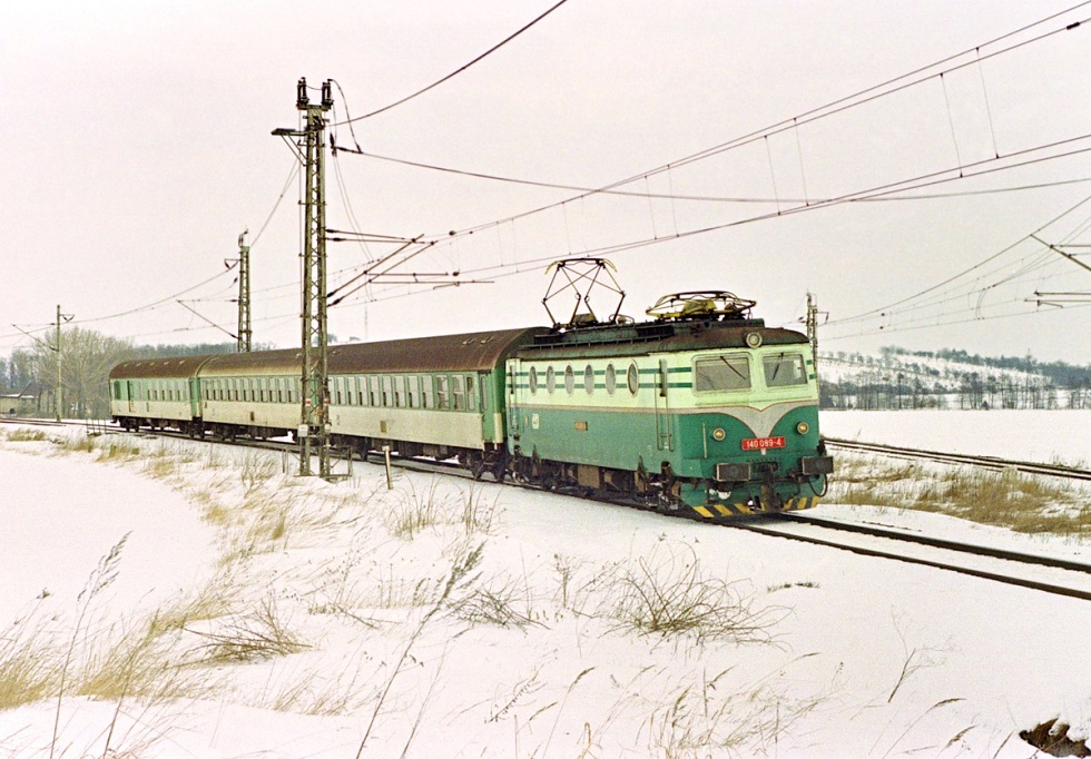 140 089-4