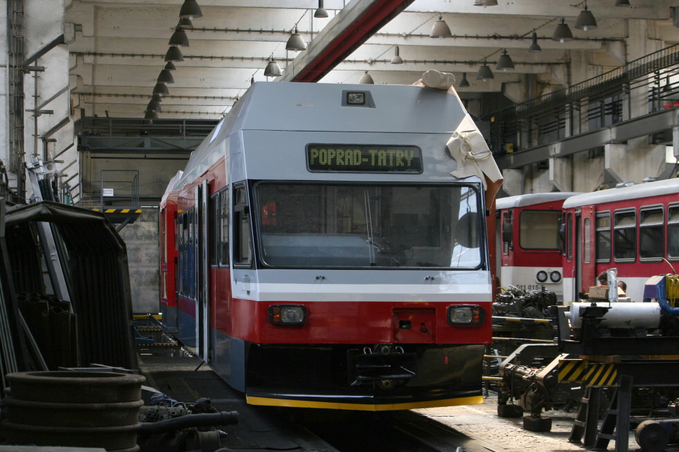 425 953-7