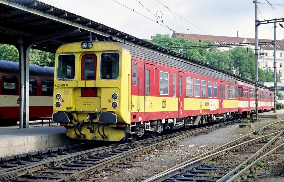 842 001-0