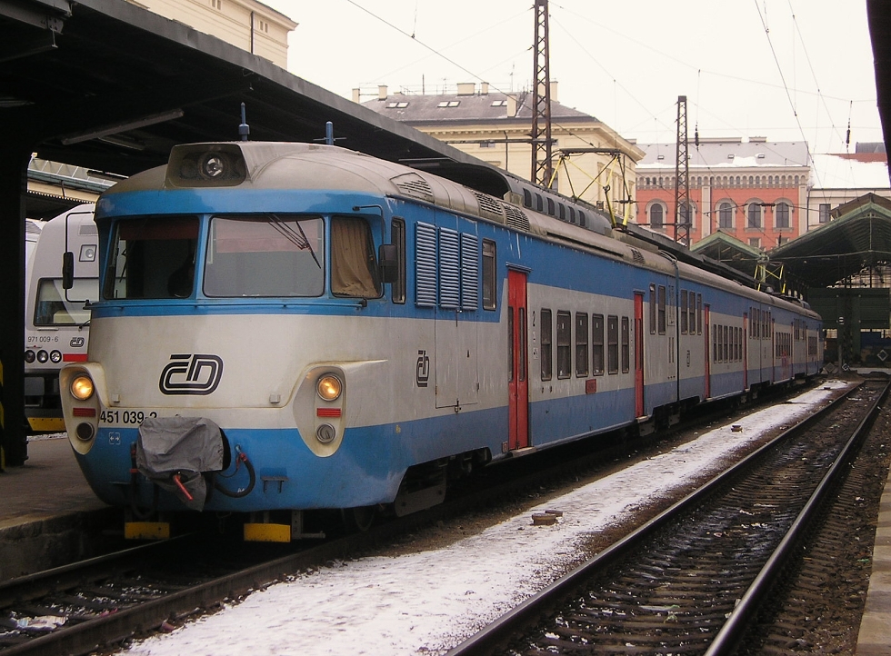 451 039-2