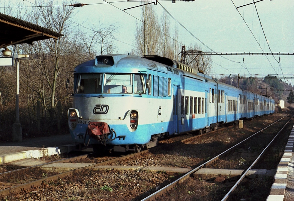 451 091-3