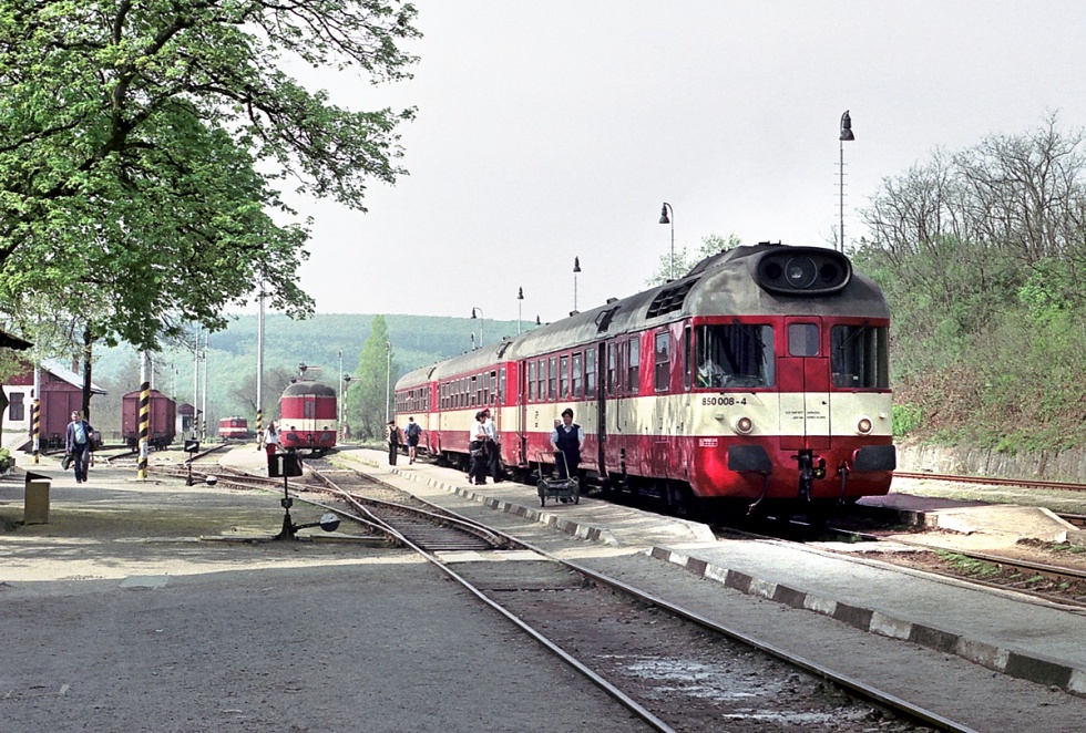850 008-4