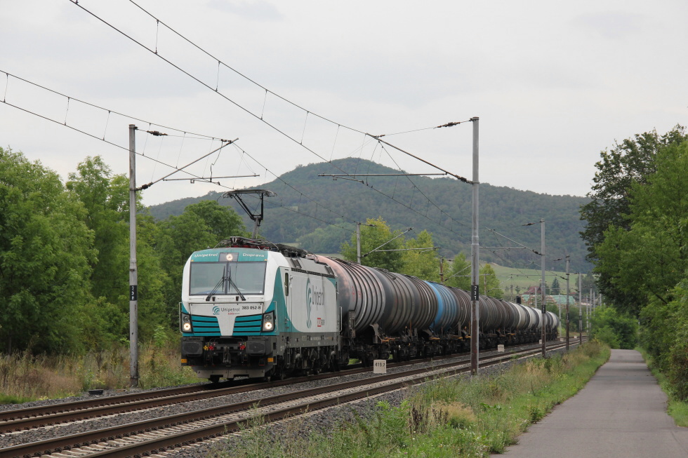 383 052-8