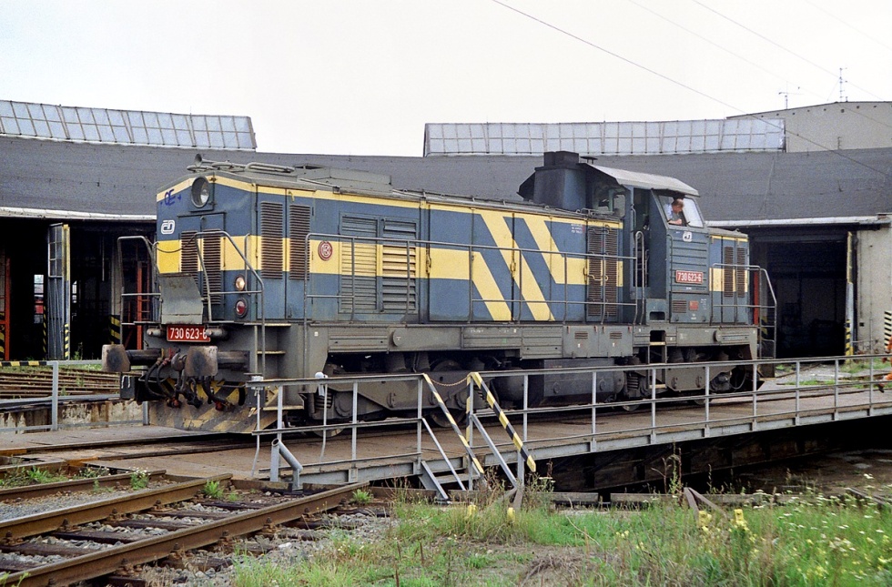 730 623-6
