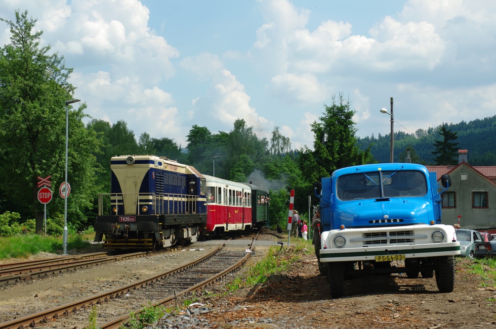 720 111-4