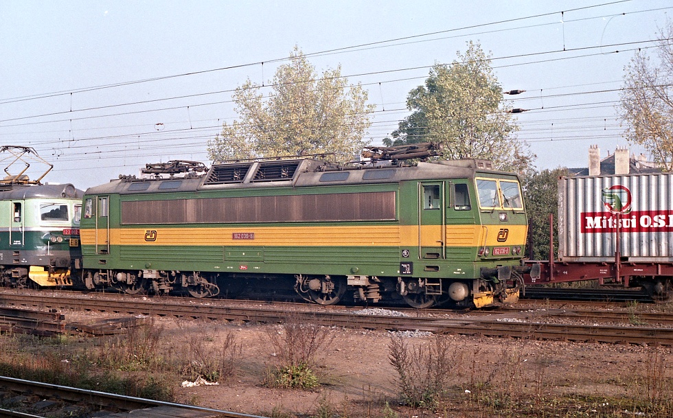162 036-8