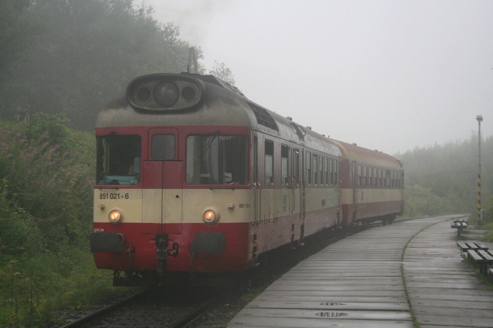 851 021-6