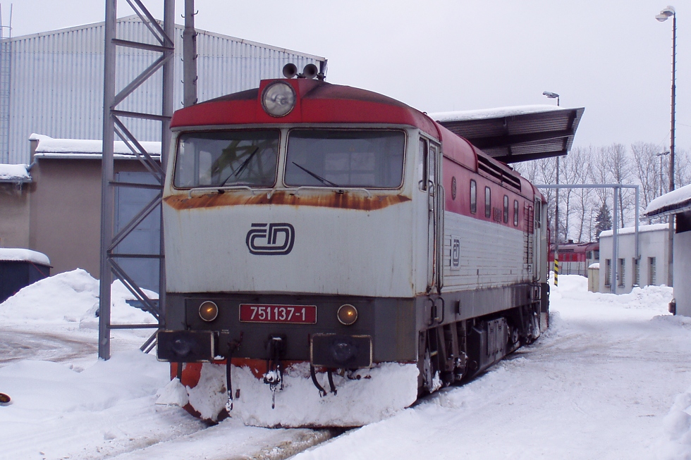 751 137-1