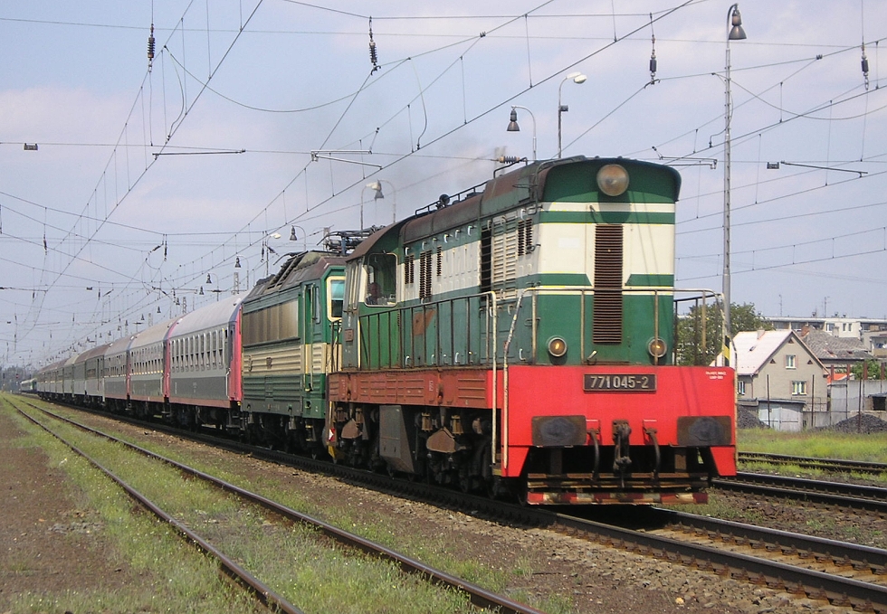 771 045-2