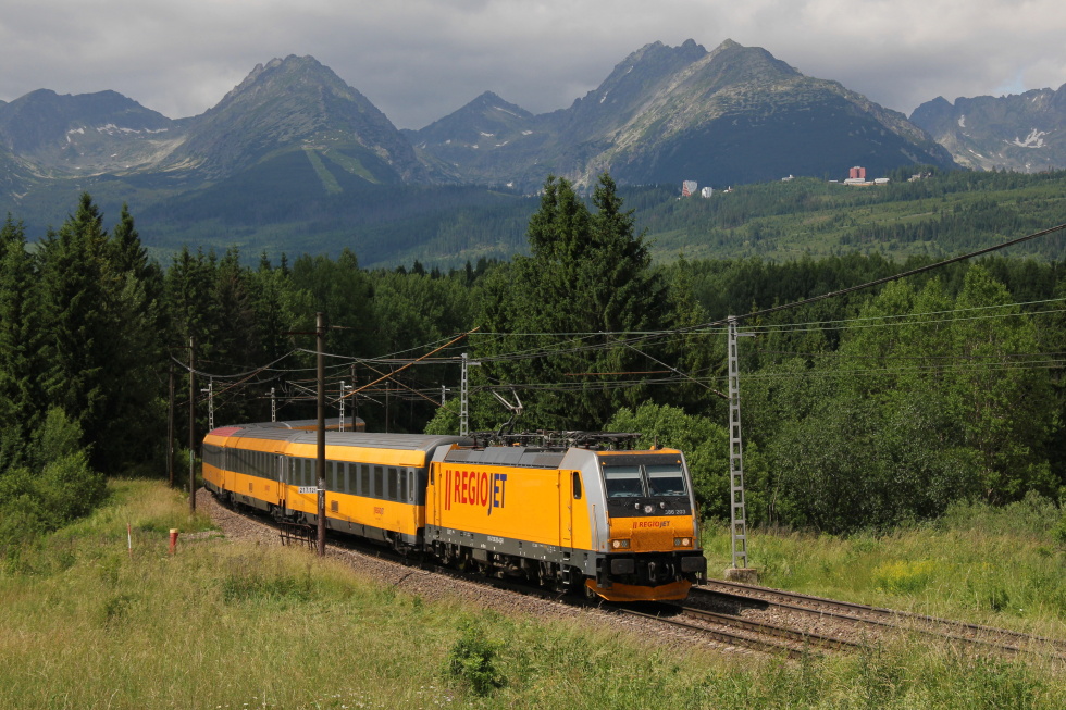 386 203-4