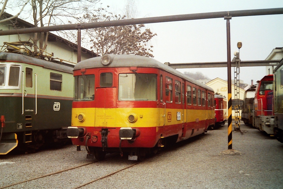 820 021-4