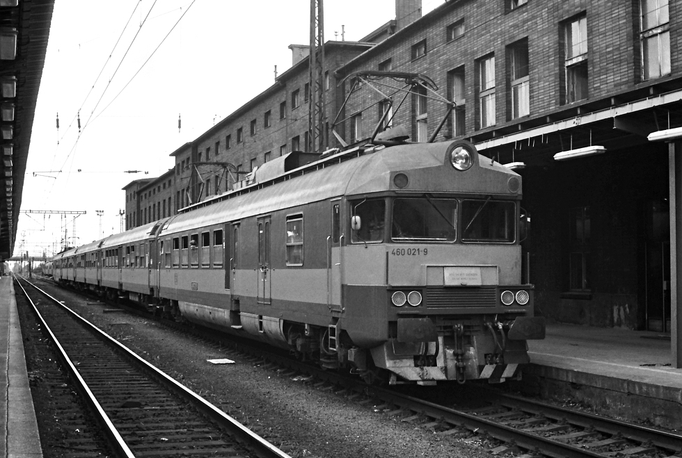 460 021-9