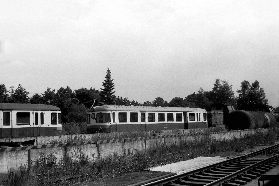 820 107-1