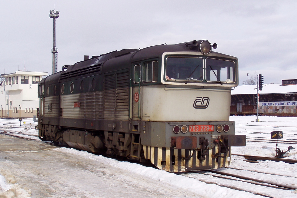 753 229-4