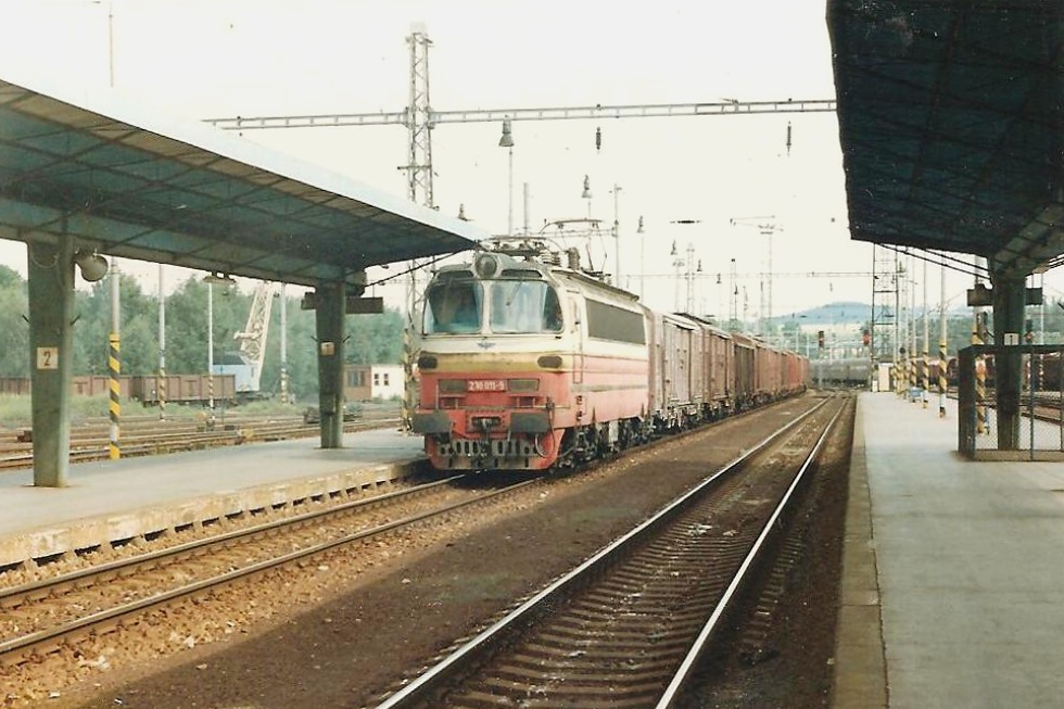 230 011-9