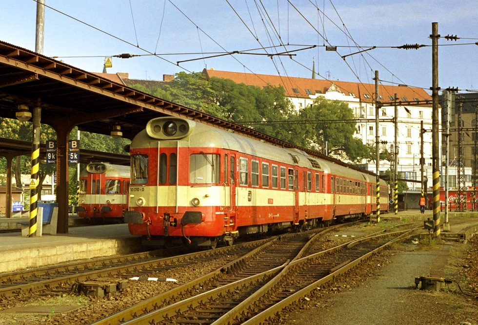 850 010-0