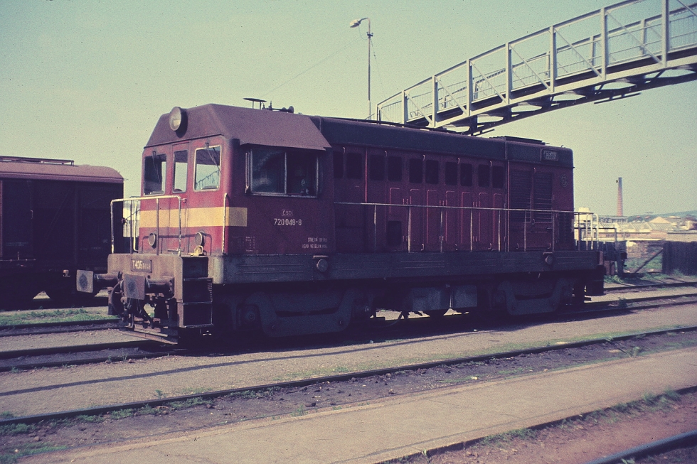 720 048-8