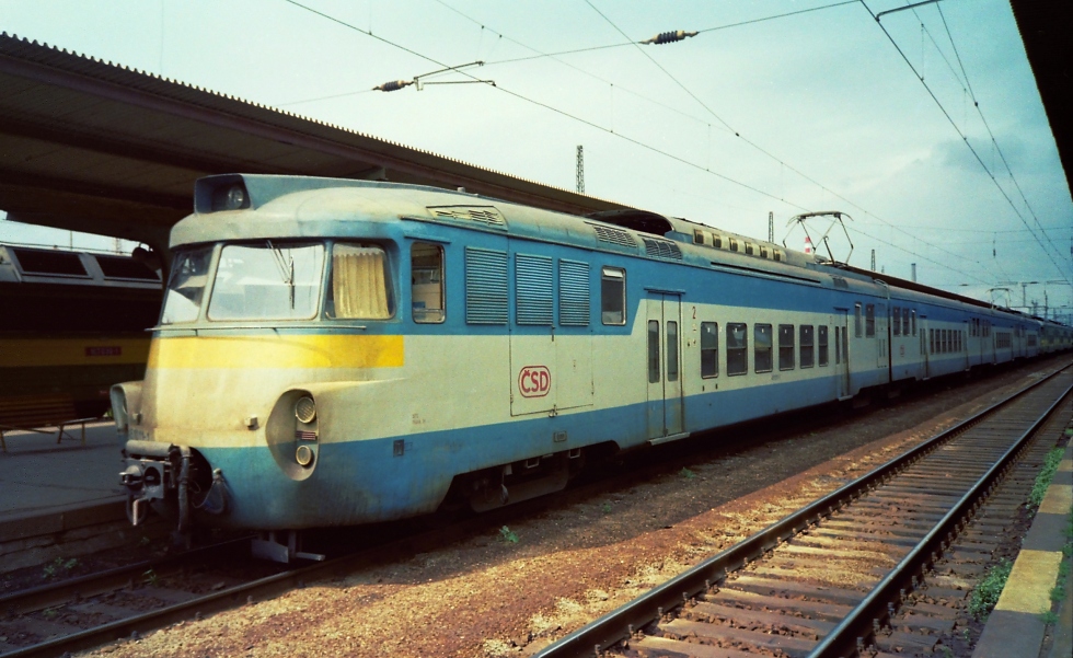 451 011-1