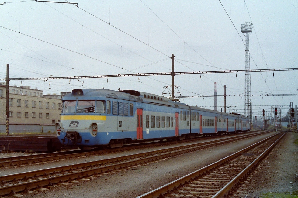 451 047-5