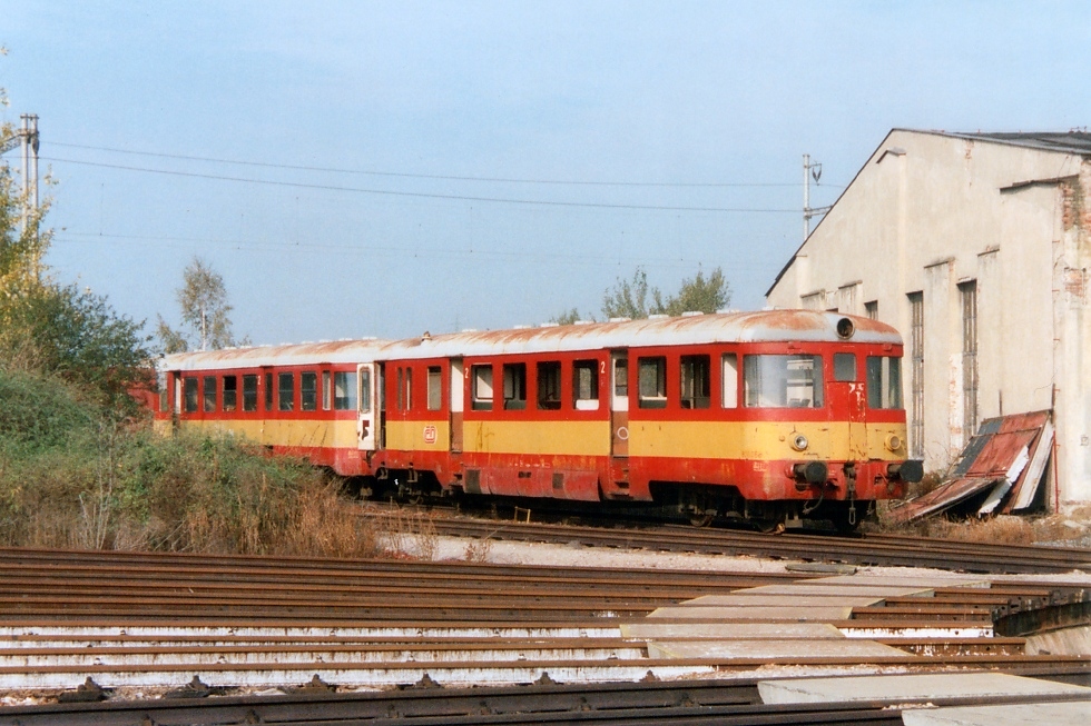 820 068-5