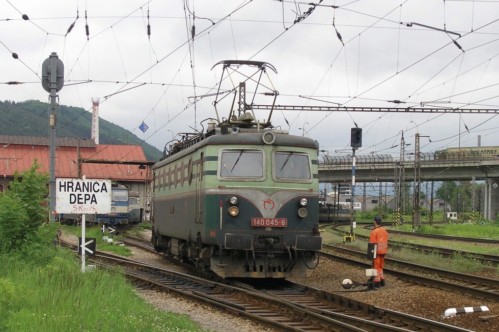 140 045-6
