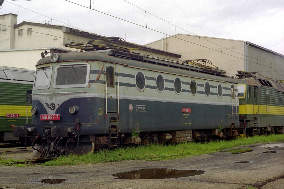 140 097-7