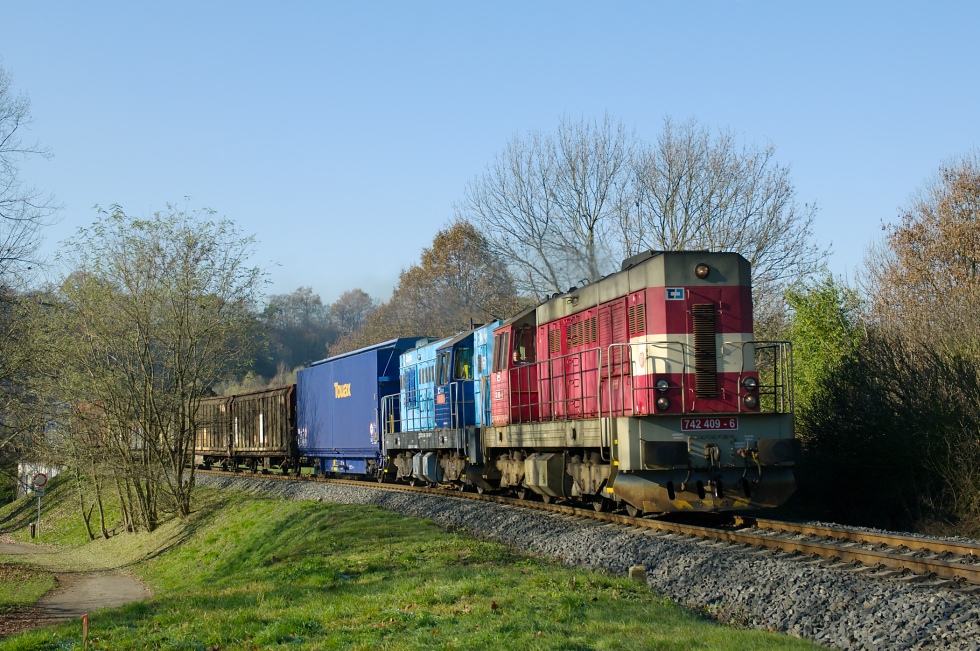 742 409-6