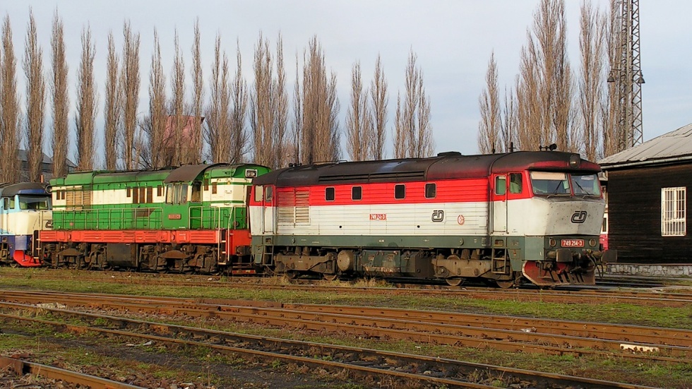 749 214-3