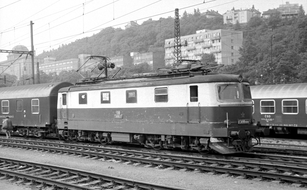 E499.1004