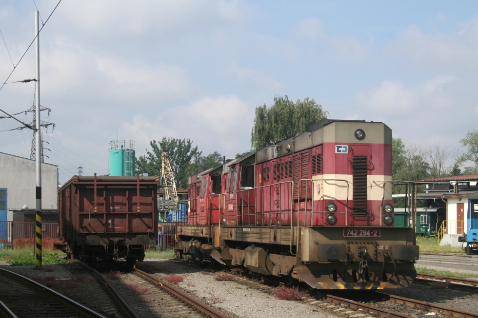 742 294-2