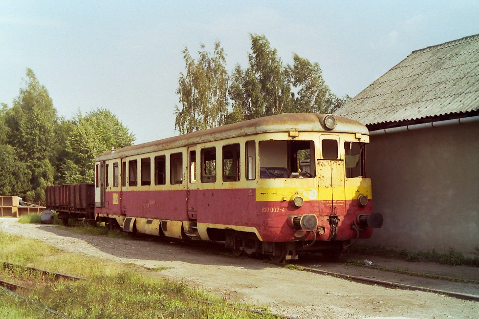 820 002-4