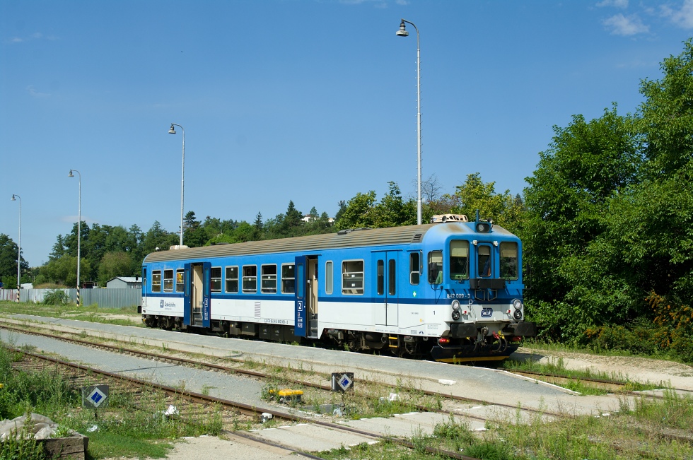 842 009-3
