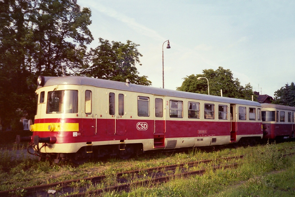 820 100-6