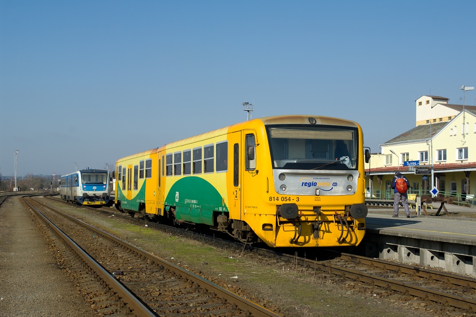814 054-3