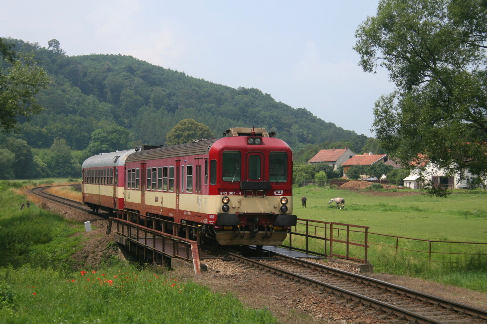 842 004-4