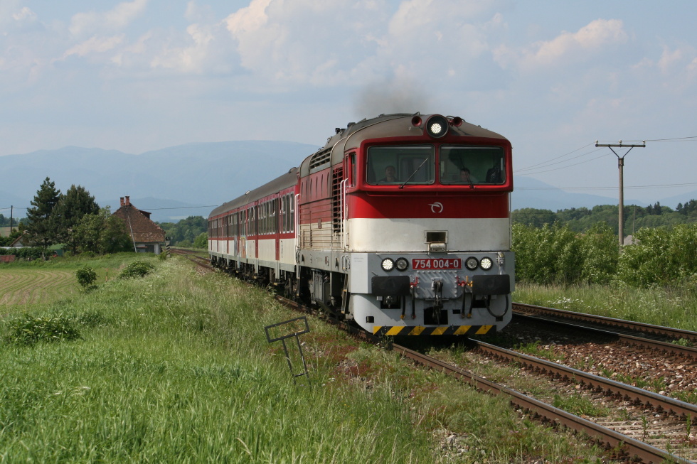 754 004-0