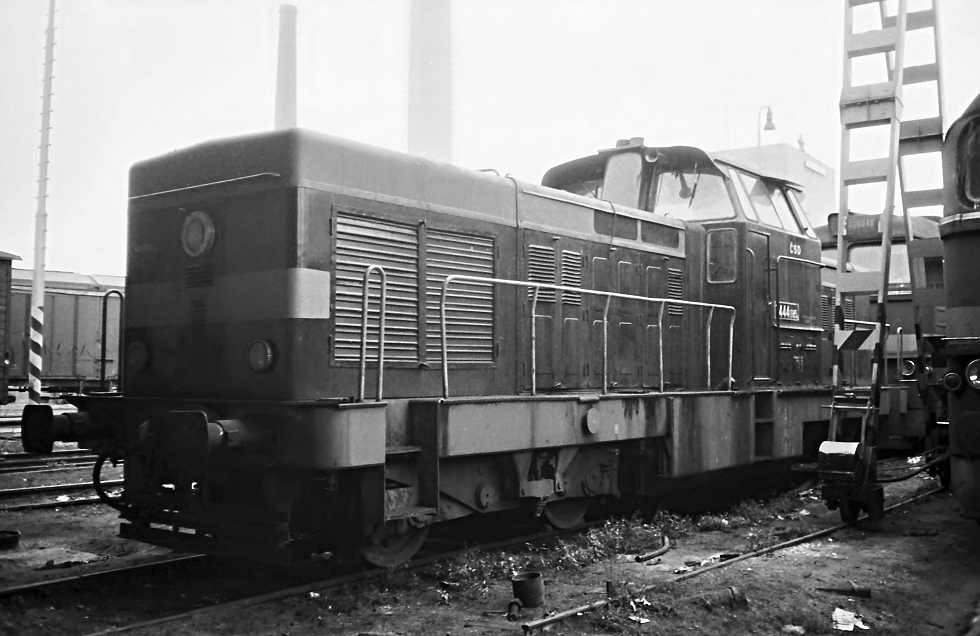 T444.1085