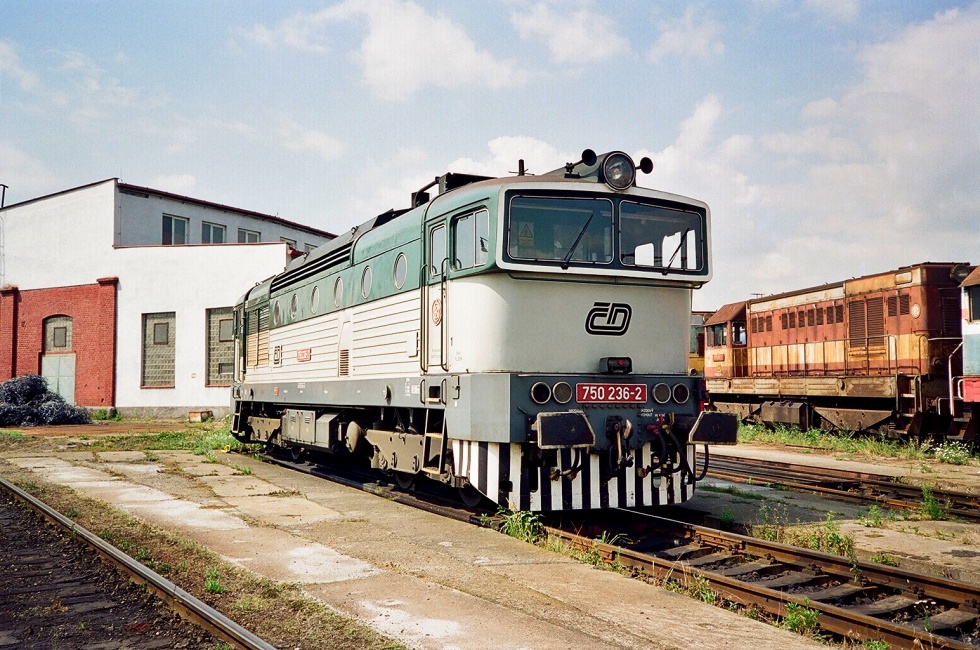 750 236-2