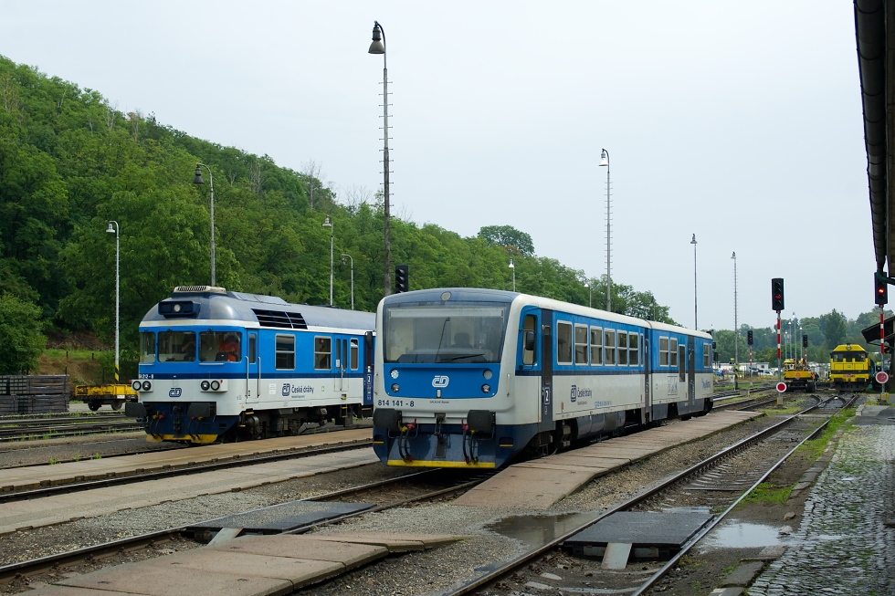 814 141-8