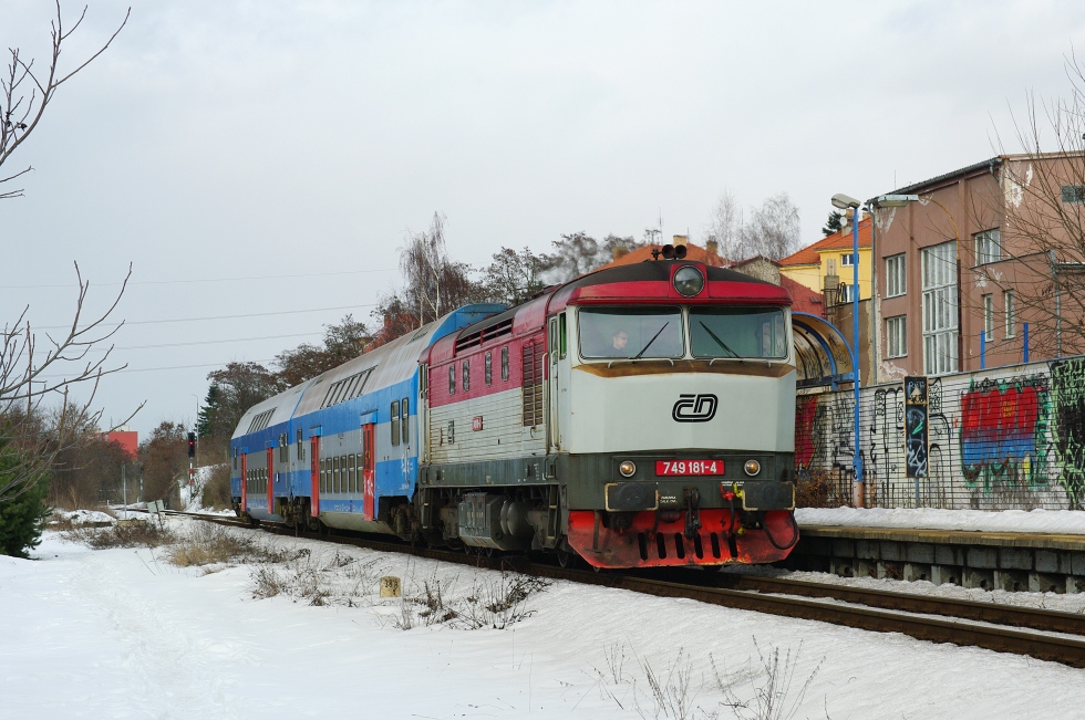 749 181-4
