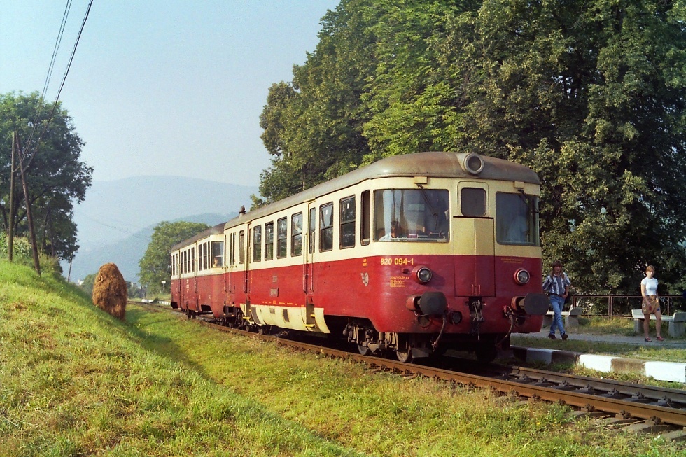 820 094-1